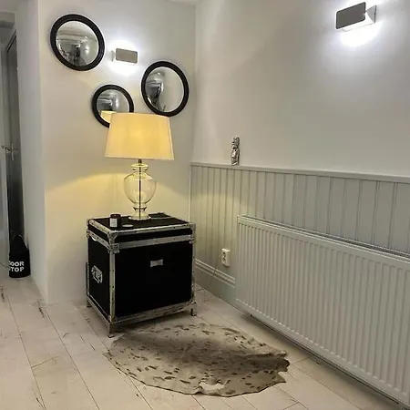 Unique Royal Basement Amsterdam