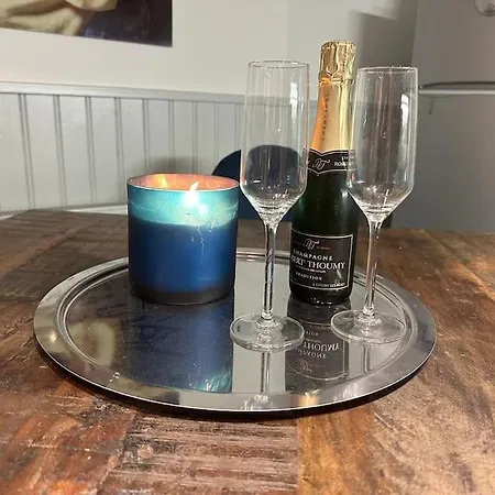 아파트 Unique Royal Basement *