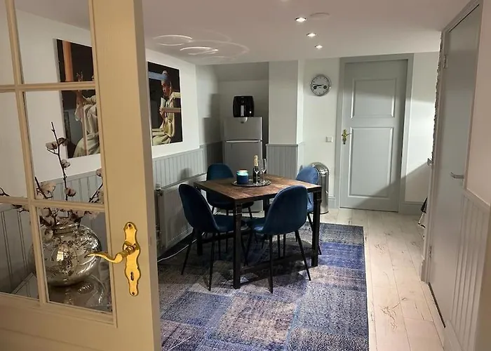 Unique Royal Basement