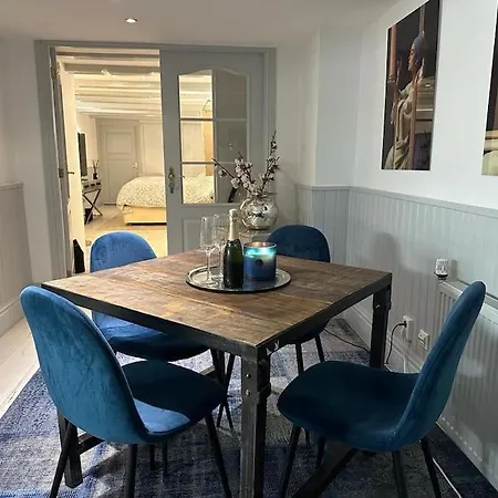Appartamento Unique Royal Basement *